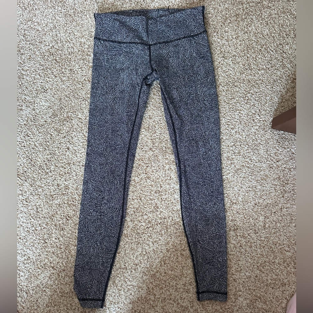 Lululemon Black and White Patterned Leggings